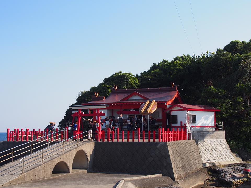 釜蓋(かまふた)神社